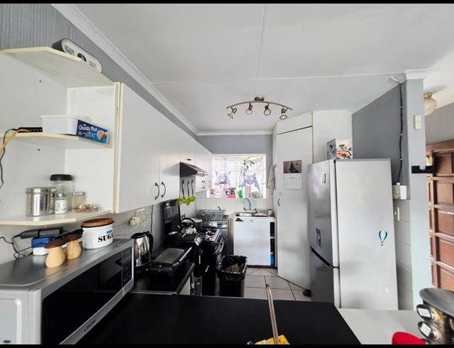 2 BEDROOM TOWNHOUSE FOR SALE IN NORKEM PARK